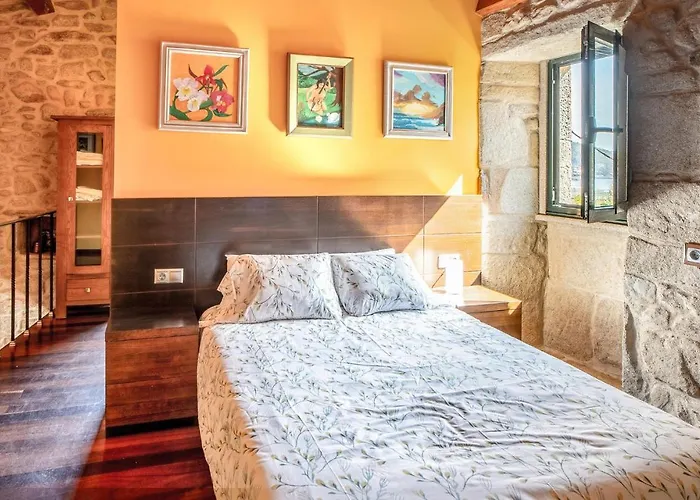 2 Bedroom Amazing Home In Muros